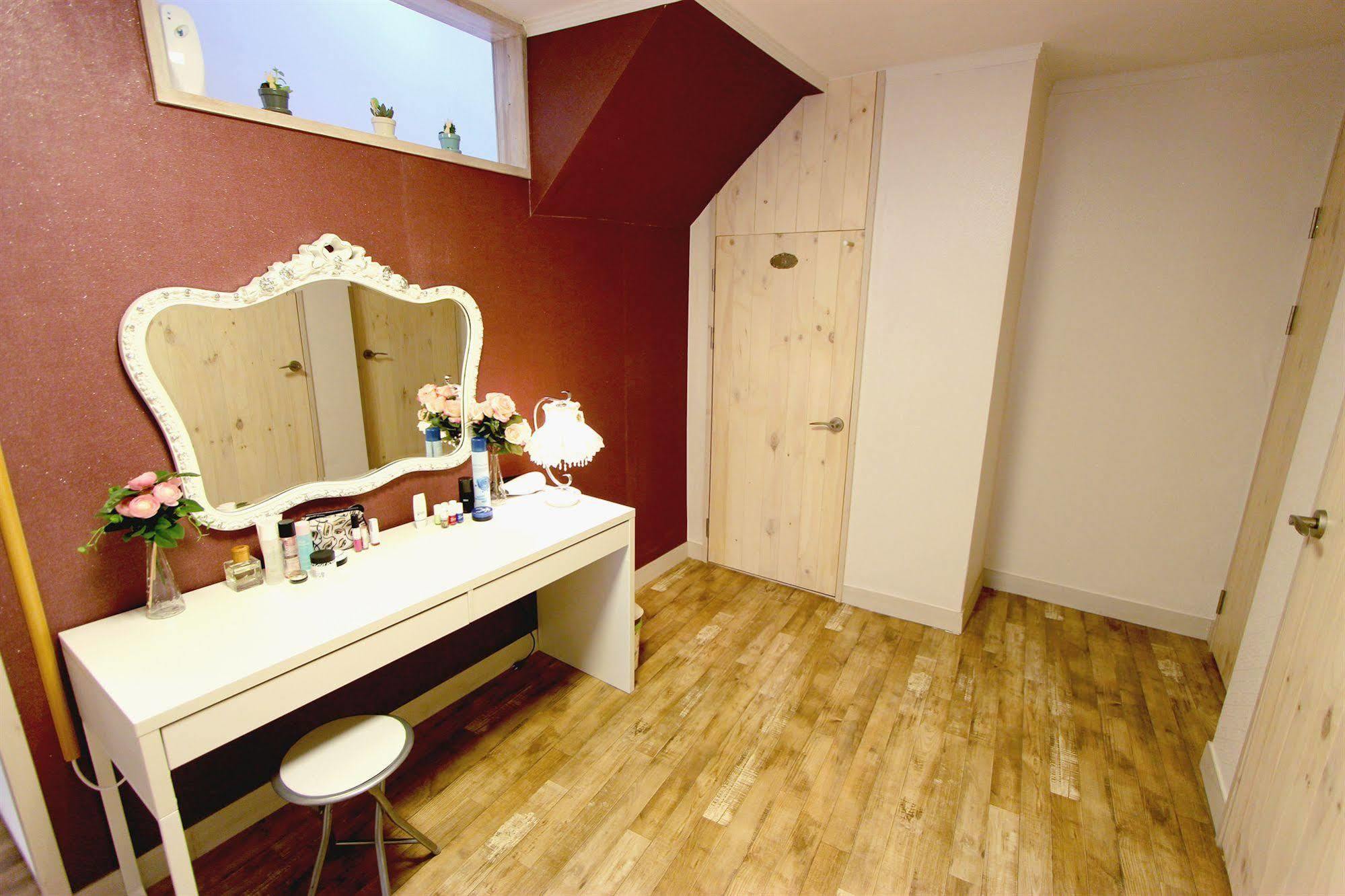 Unni House Hostel Seoul Exterior photo