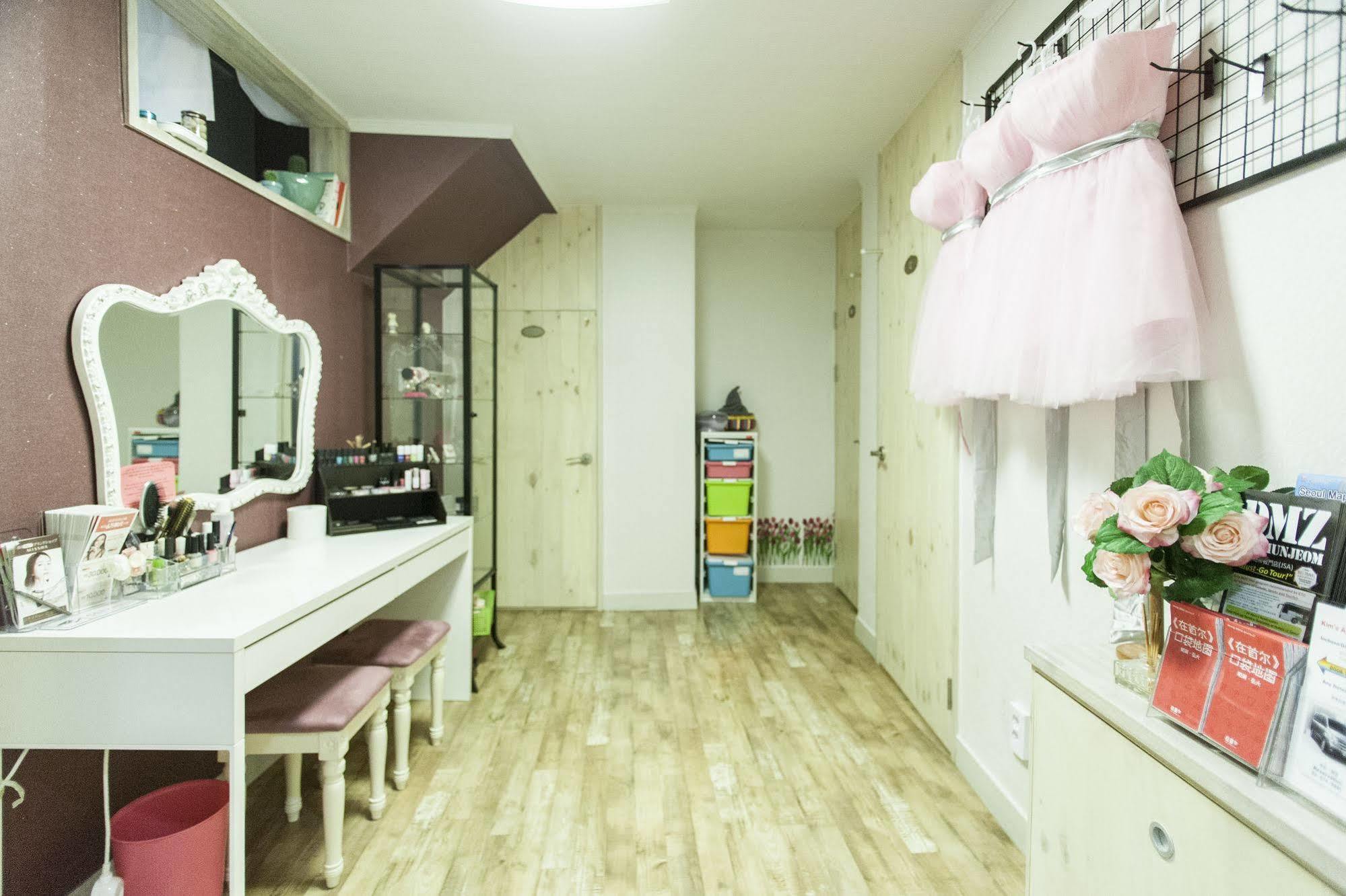 Unni House Hostel Seoul Exterior photo