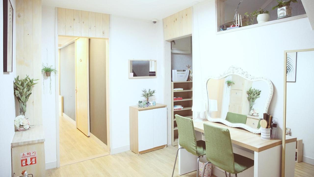 Unni House Hostel Seoul Exterior photo